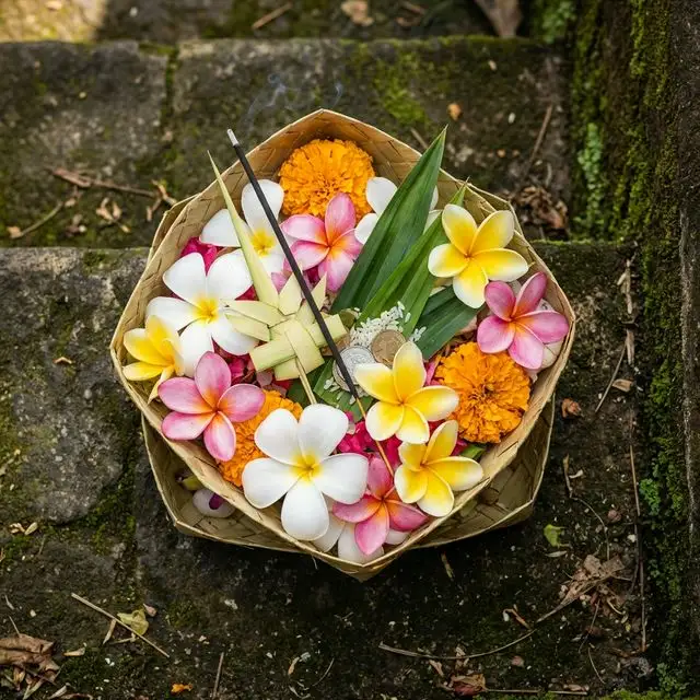 Canang Sari - Traditional Balinese Offering